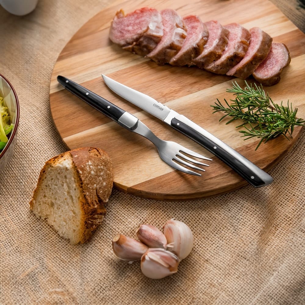 Machairia Piroynia Steak